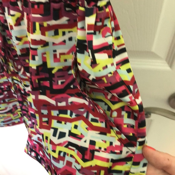 Isabel Lu size M multi color graphic design - Picture 2 of 6